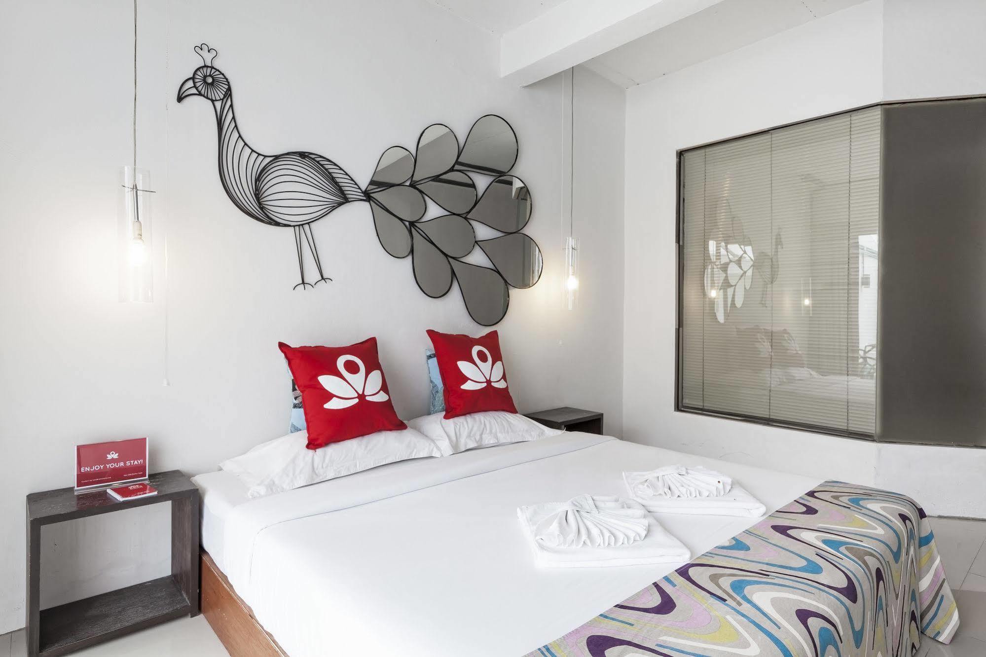 Zen Rooms Basic Nanai Phuket Patong Esterno foto